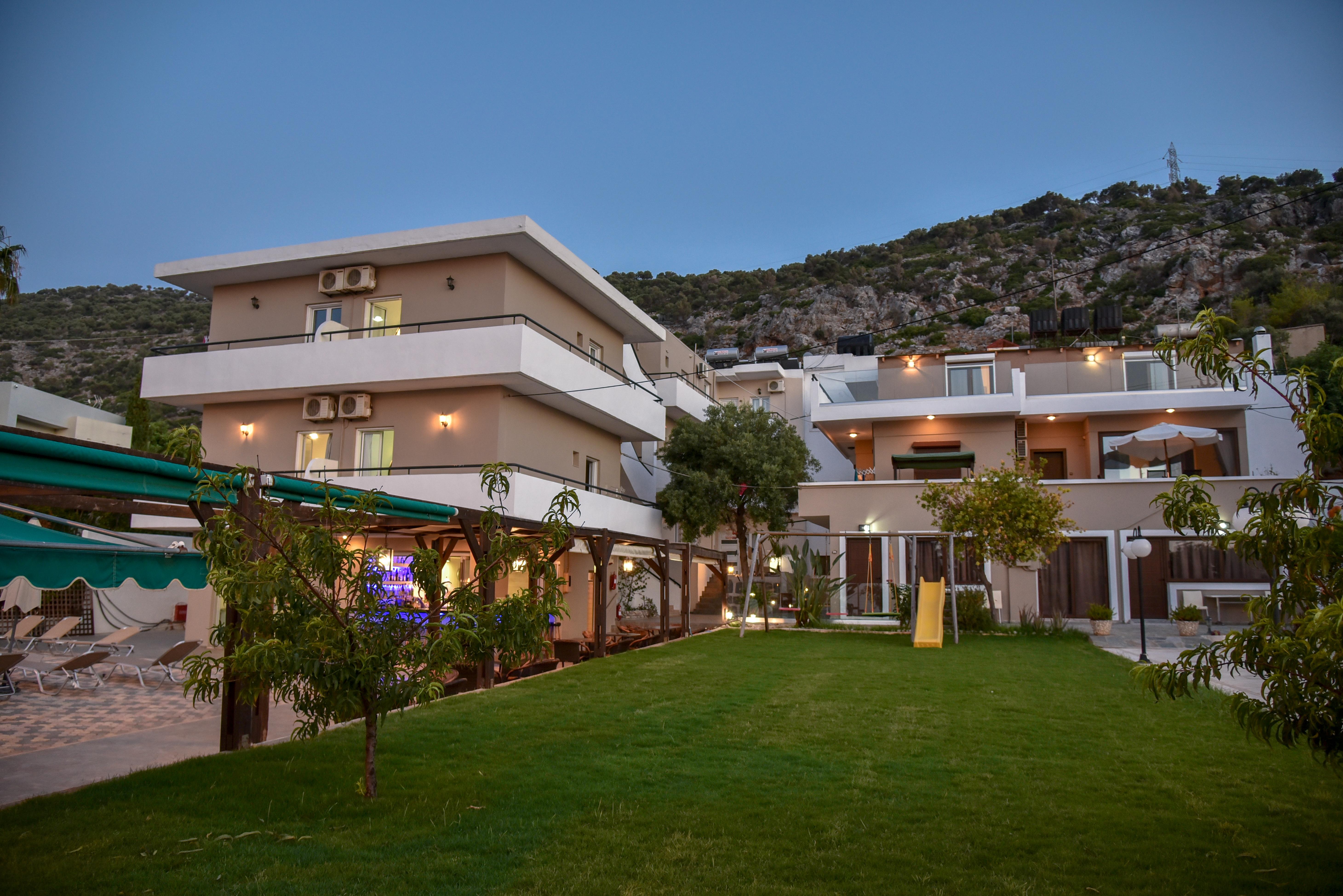 Iraklis Apartments Stalís Exterior photo