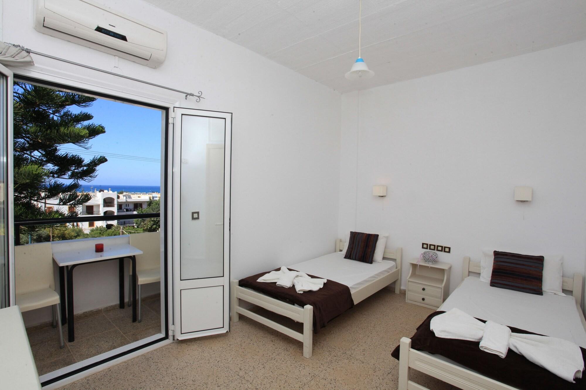 Iraklis Apartments Stalís Exterior photo